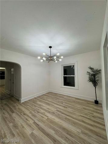 127 Beebe Avenue Elyria OH 44035
