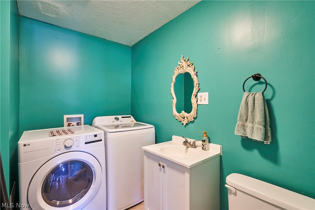 8742 Rohrer Road Orrville OH 44667