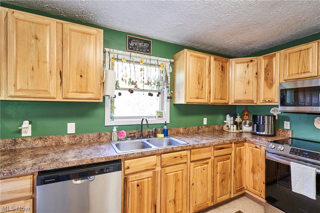 8742 Rohrer Road Orrville OH 44667