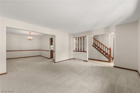 6200 Ely Vista Drive Parma OH 44129