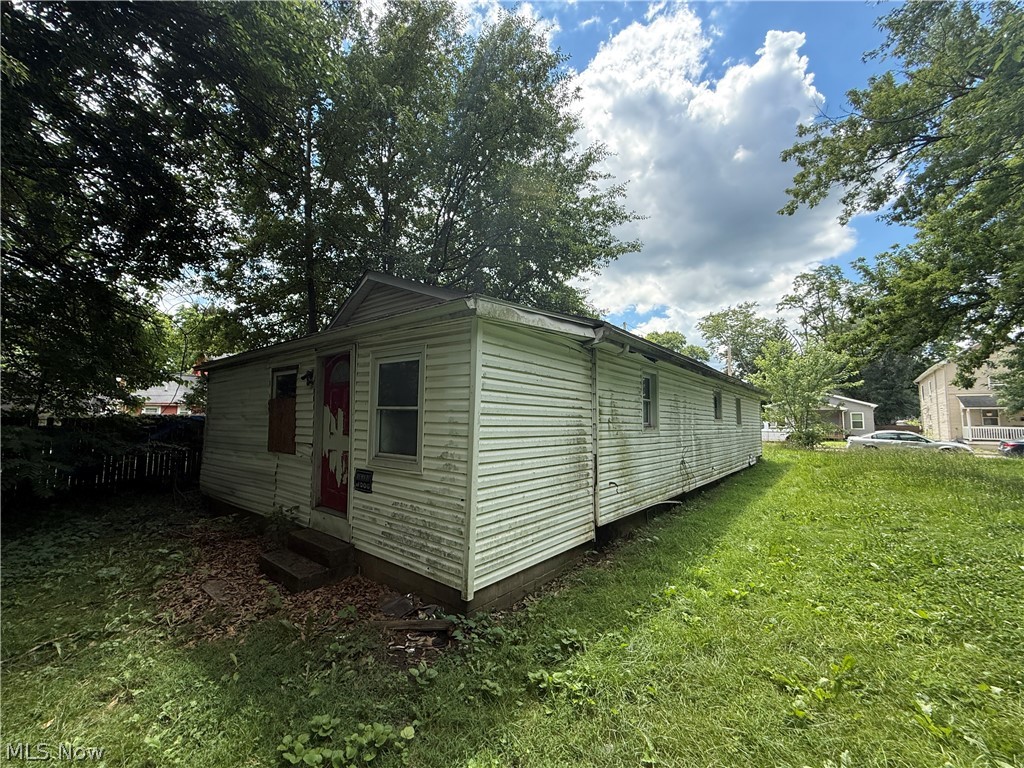 326 Mead Street Zanesville OH 43701