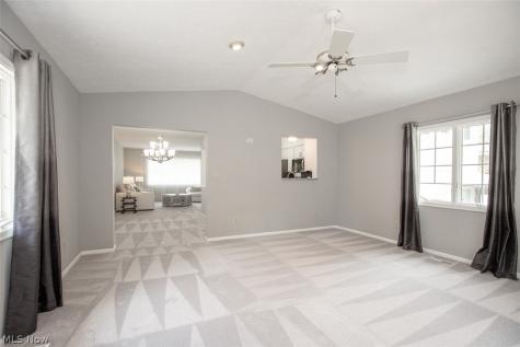 361 Skyview Road Cleveland OH 44109