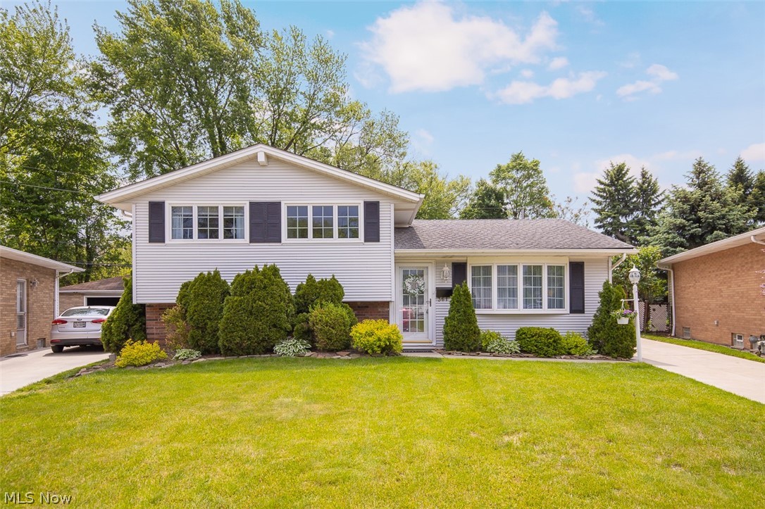 361 Skyview Road Cleveland OH 44109
