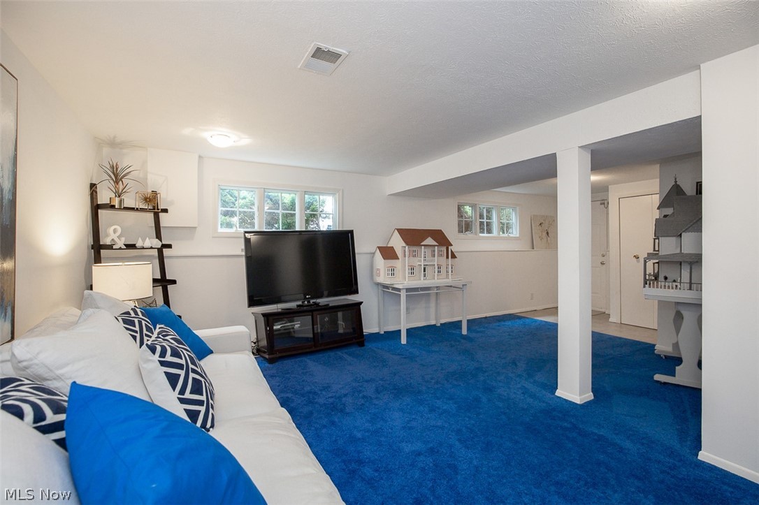 361 Skyview Road Cleveland OH 44109