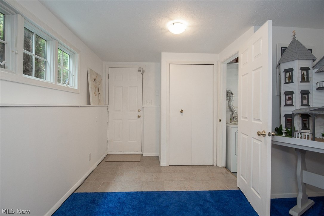 361 Skyview Road Cleveland OH 44109