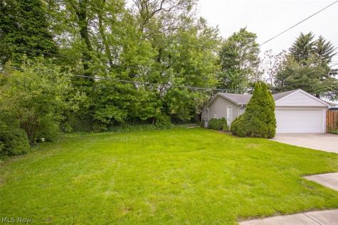361 Skyview Road Cleveland OH 44109