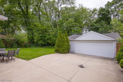 361 Skyview Road Cleveland OH 44109