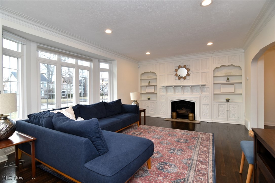 3329 Braemar Road Shaker Heights OH 44120