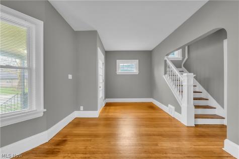 13409 S Parkway Drive Garfield Heights OH 44105
