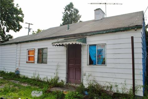 3775 Highland Road Cleveland OH 44111