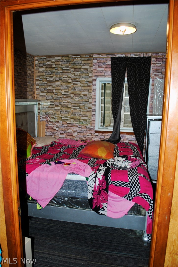 3775 Highland Road Cleveland OH 44111
