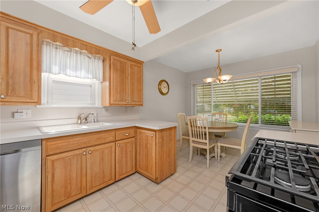 7420 Traymore Avenue Brooklyn OH 44114