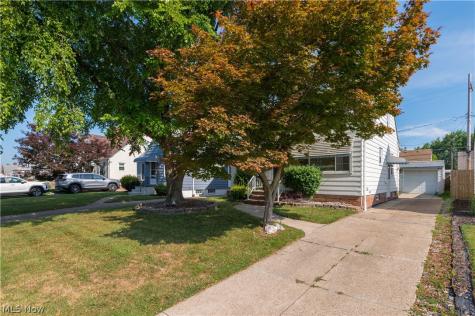 7420 Traymore Avenue Brooklyn OH 44114