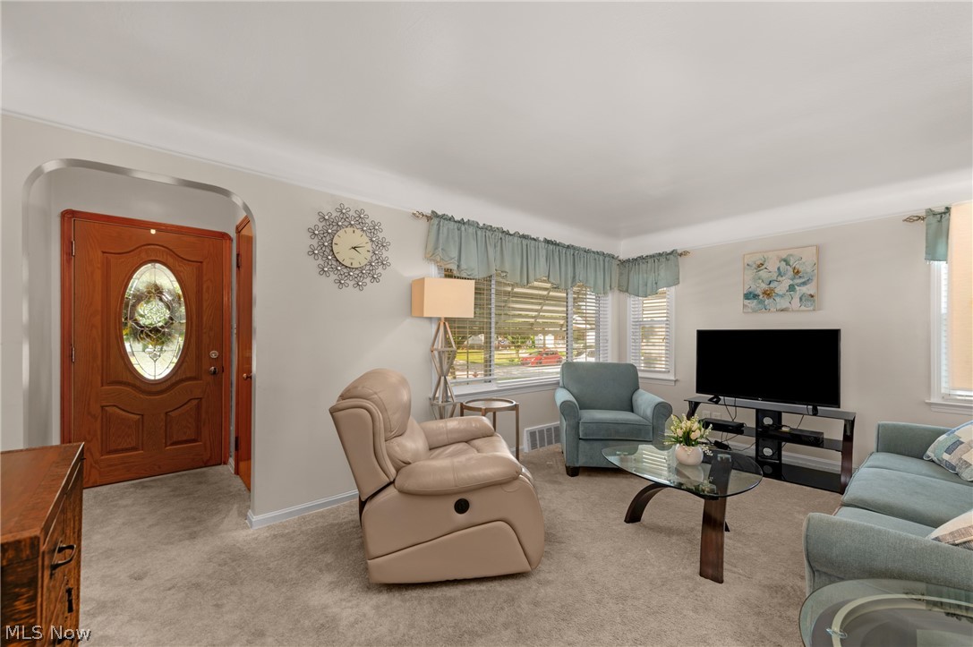 7420 Traymore Avenue Brooklyn OH 44114