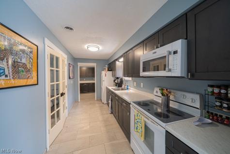 10396 Dewhurst Road Elyria OH 44035
