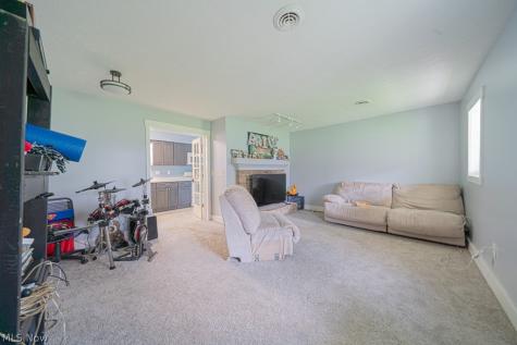 10396 Dewhurst Road Elyria OH 44035