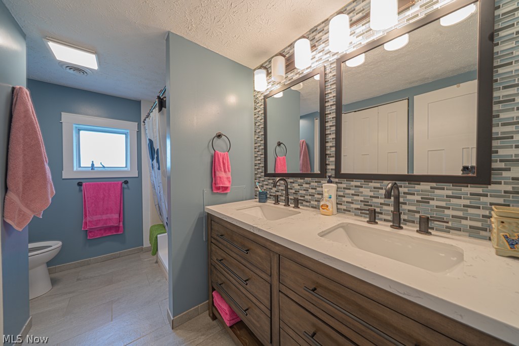 10396 Dewhurst Road Elyria OH 44035