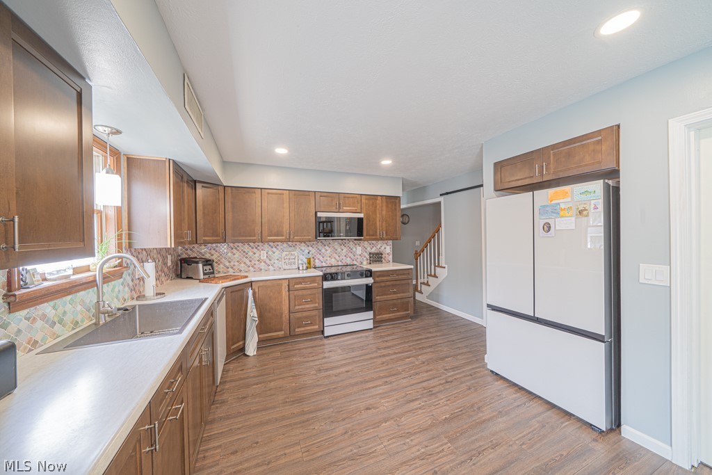 10396 Dewhurst Road Elyria OH 44035