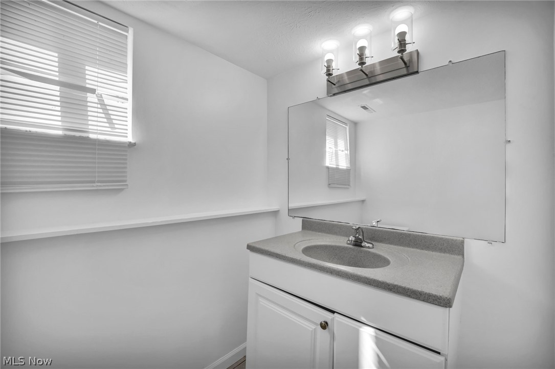 5626 Seneca Place Willoughby OH 44094