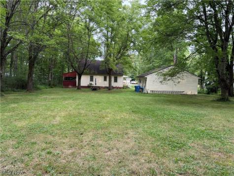 3598 Easton Road Norton OH 44203