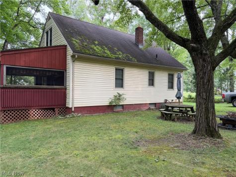 3598 Easton Road Norton OH 44203