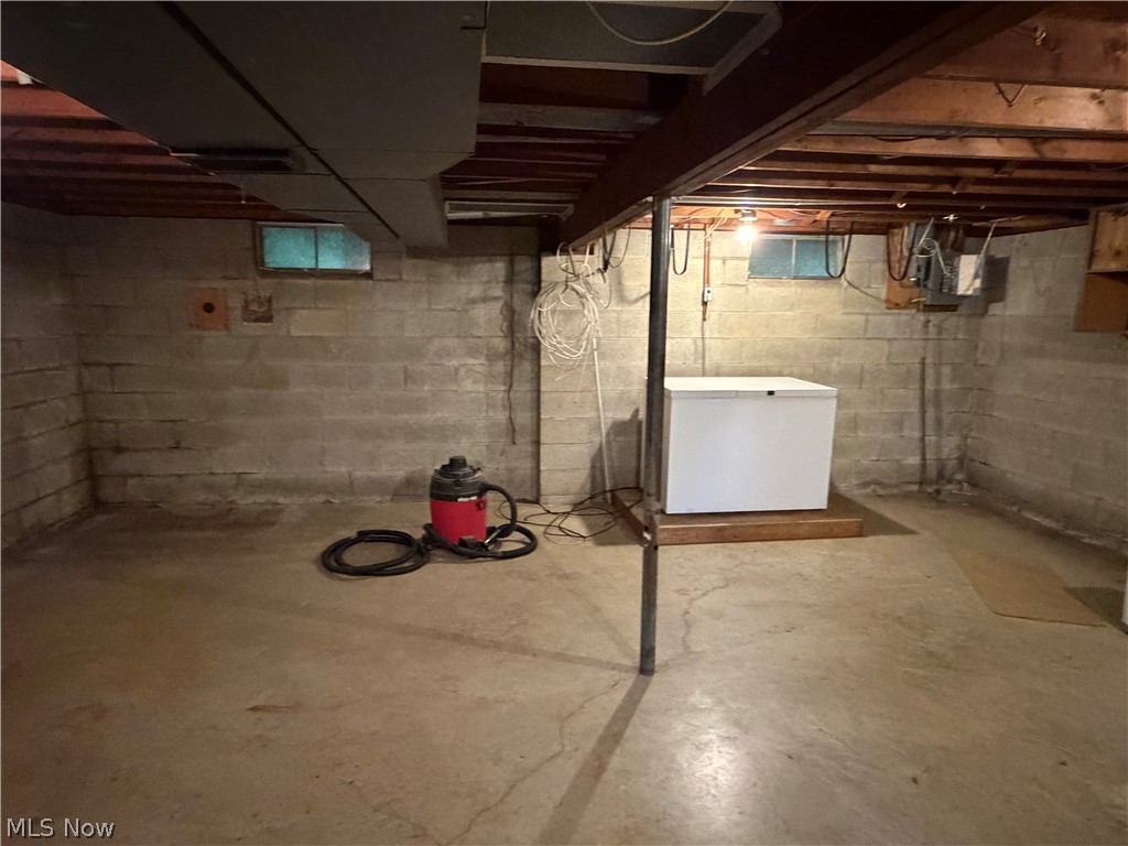 3598 Easton Road Norton OH 44203