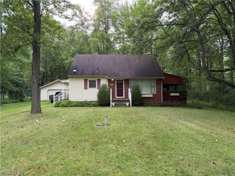 3598 Easton Road Norton OH 44203