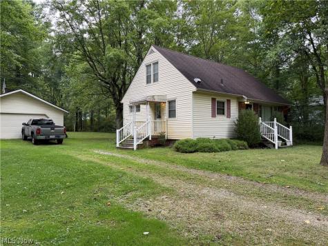 3598 Easton Road Norton OH 44203