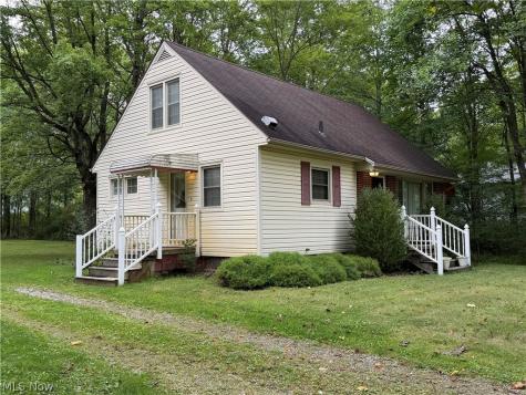 3598 Easton Road Norton OH 44203