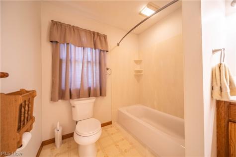 4606 Country Lane Wooster OH 44691