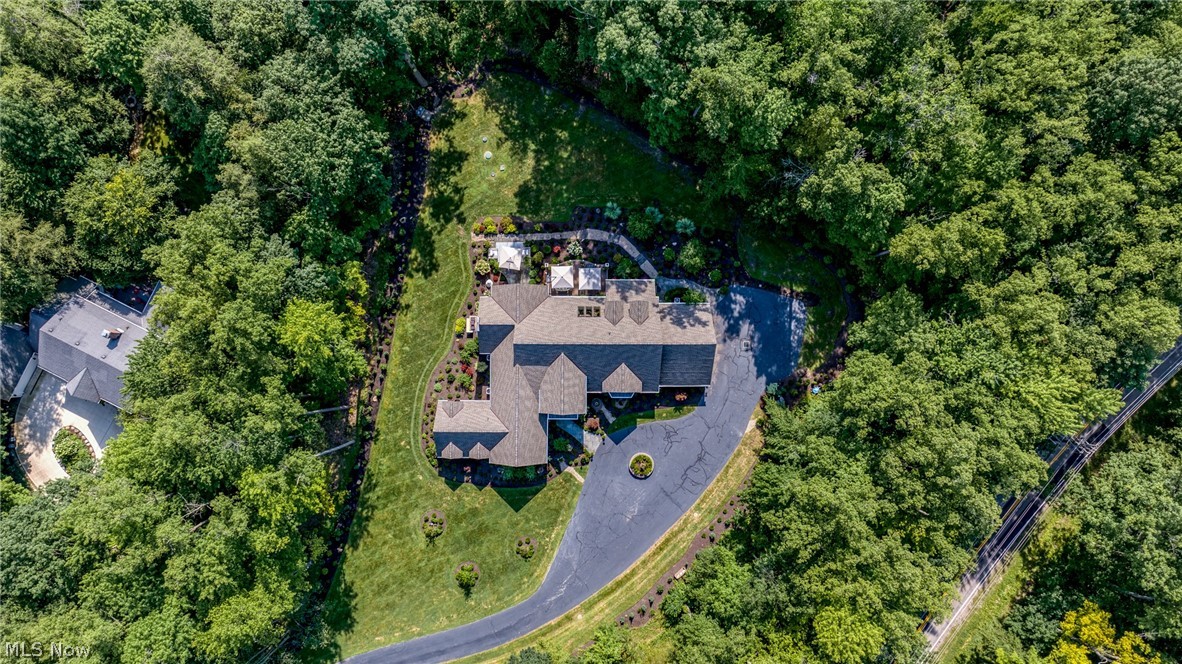 920 Chestnut Run Gates Mills OH 44040