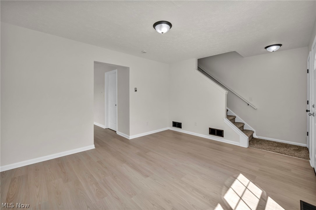 71 Chestnut Street Elyria OH 44035