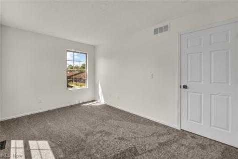 71 Chestnut Street Elyria OH 44035