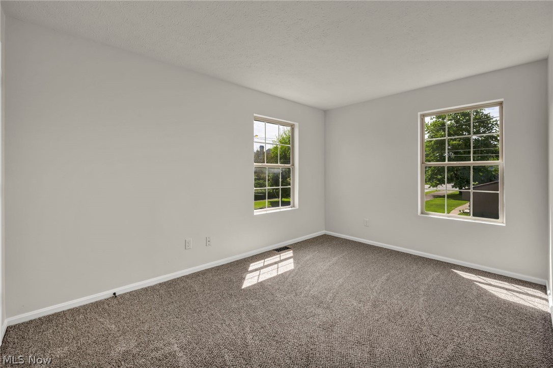 71 Chestnut Street Elyria OH 44035