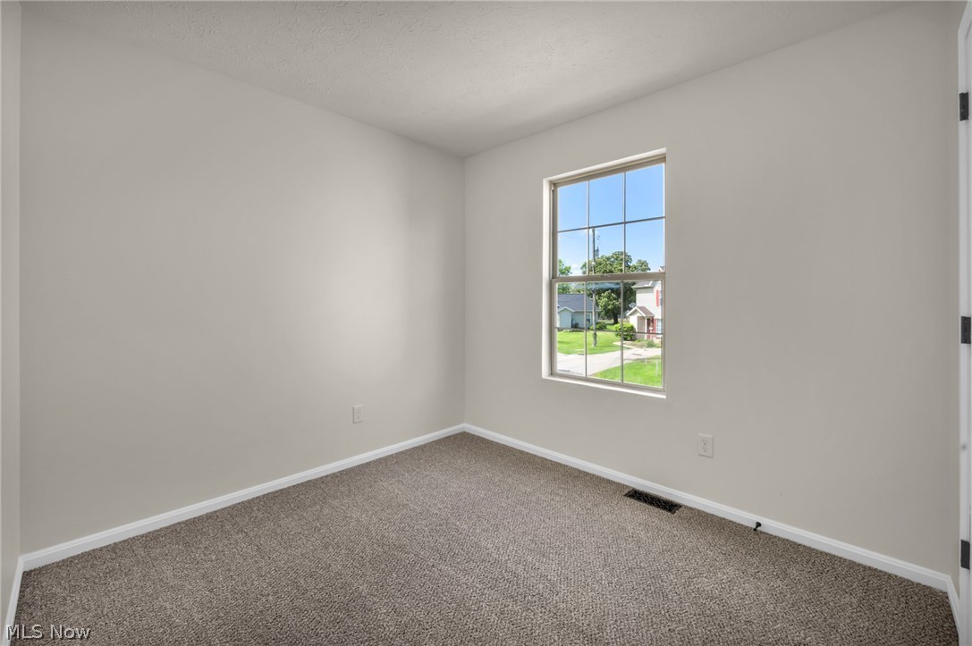 71 Chestnut Street Elyria OH 44035