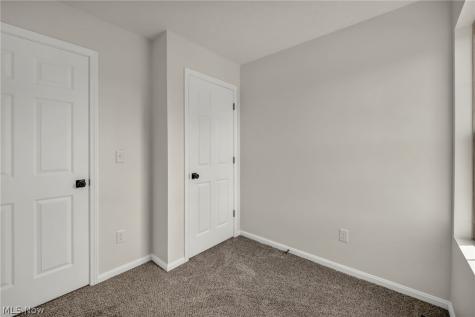 71 Chestnut Street Elyria OH 44035