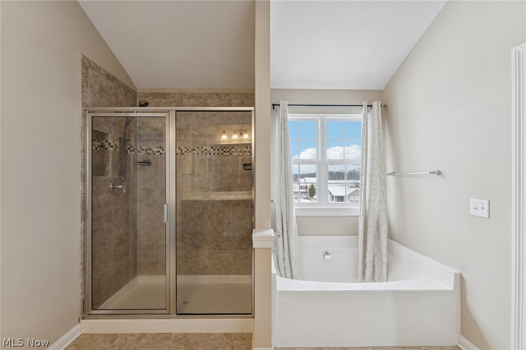 866 Somerby Circle Uniontown OH 44685