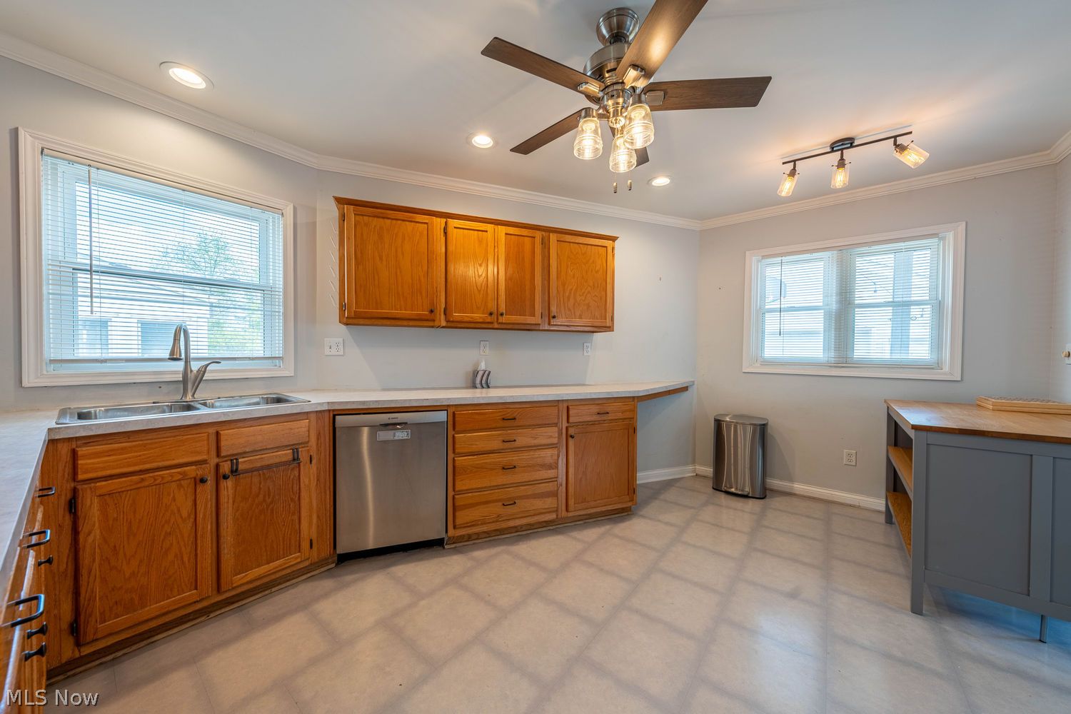 2861 Gasser Boulevard Rocky River OH 44116