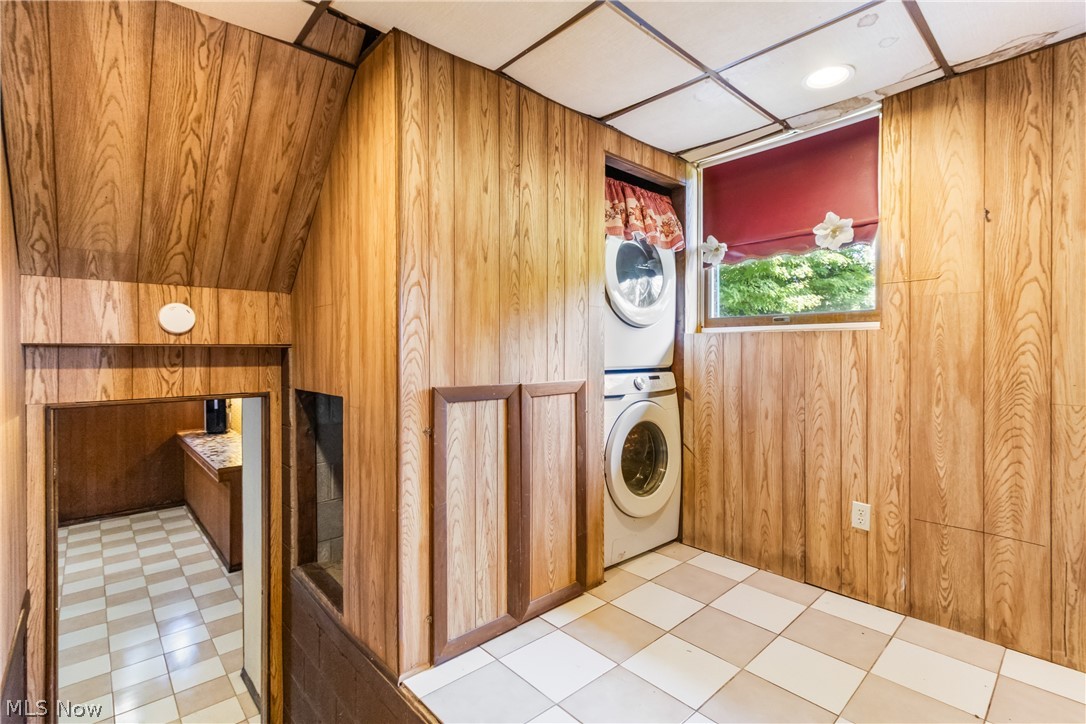 189 Township Road 155 Rayland OH 43943