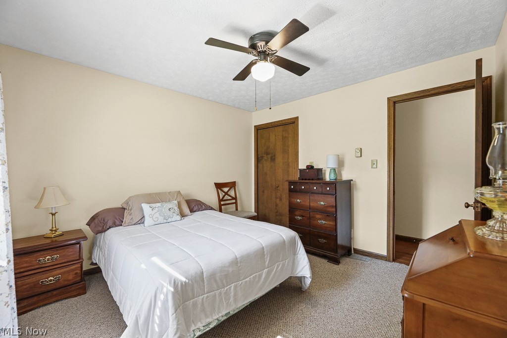14281 Wade Avenue NE Hartville OH 44632