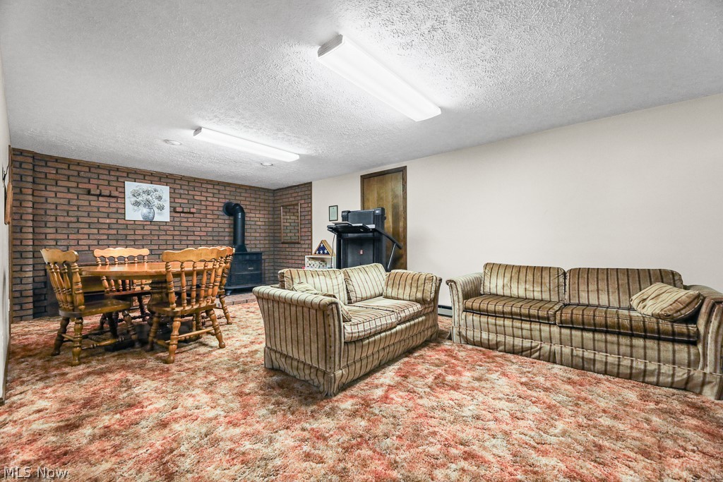 14281 Wade Avenue NE Hartville OH 44632