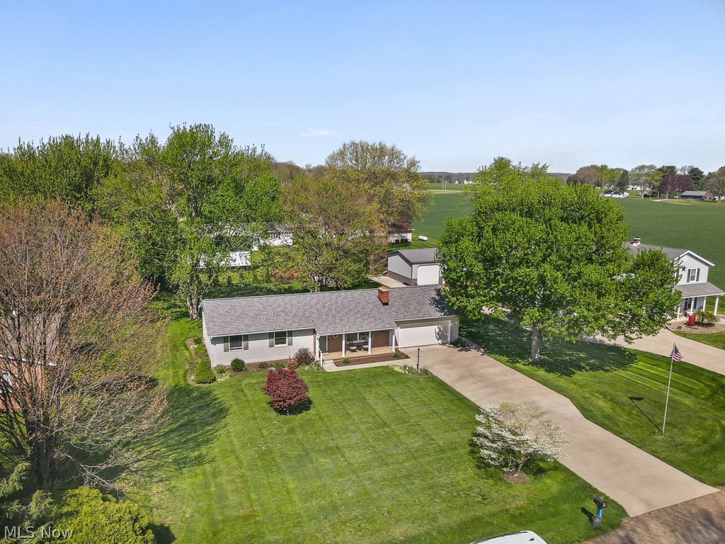 14281 Wade Avenue NE Hartville OH 44632