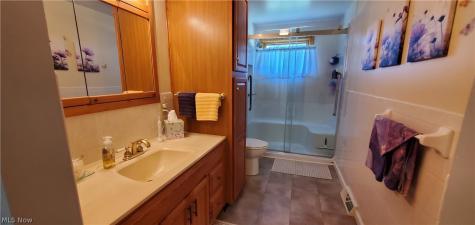 10830 Wilma Avenue NE Alliance OH 44601