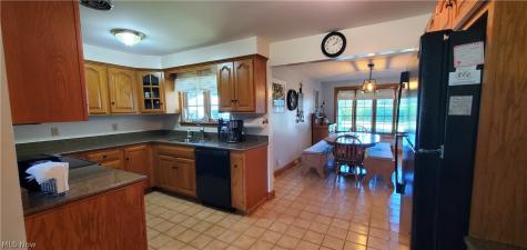 10830 Wilma Avenue NE Alliance OH 44601