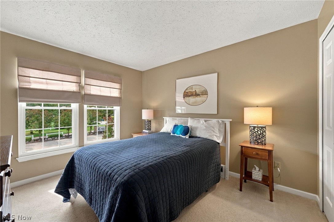 39280 Camelot Way Avon OH 44011