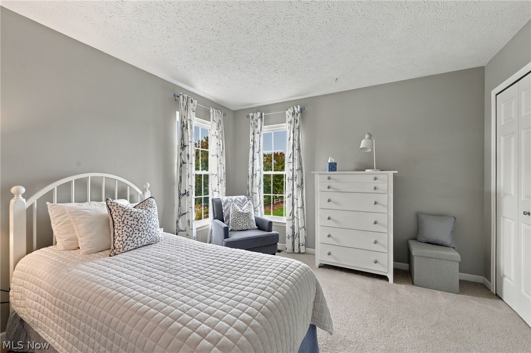 39280 Camelot Way Avon OH 44011