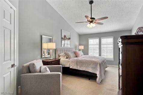 39280 Camelot Way Avon OH 44011