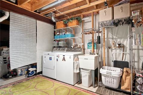39280 Camelot Way Avon OH 44011
