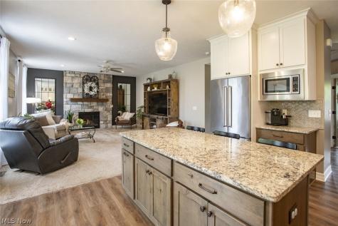 4055 Deer Lake Drive Medina OH 44256