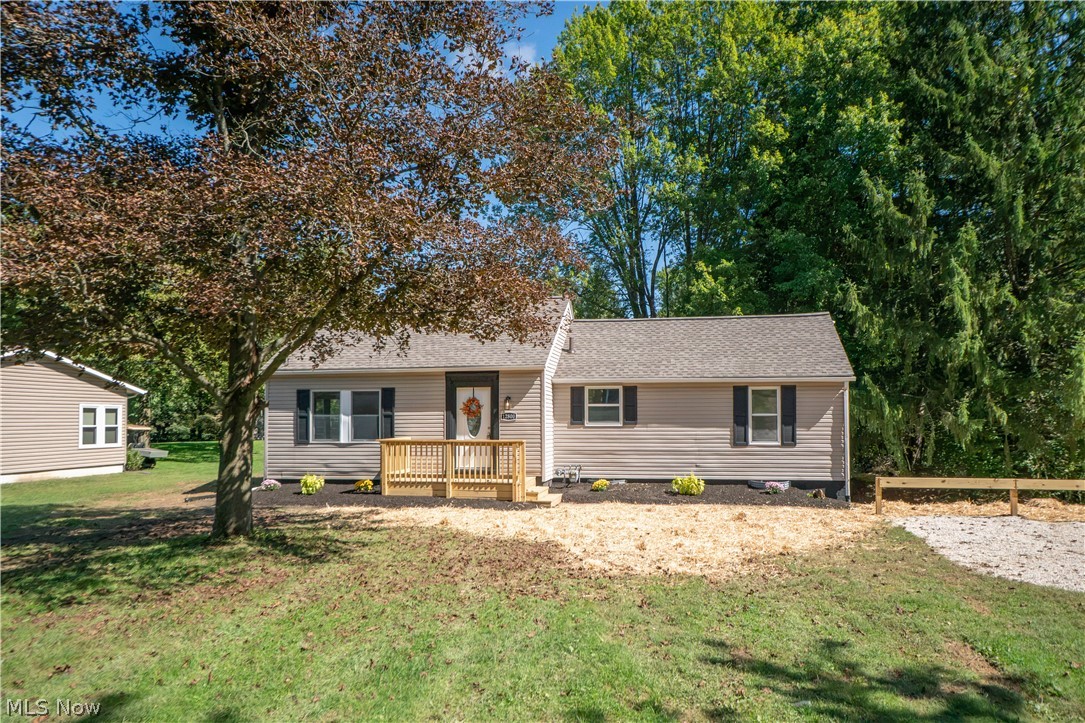 12800 Redwood Avenue NW Uniontown OH 44685